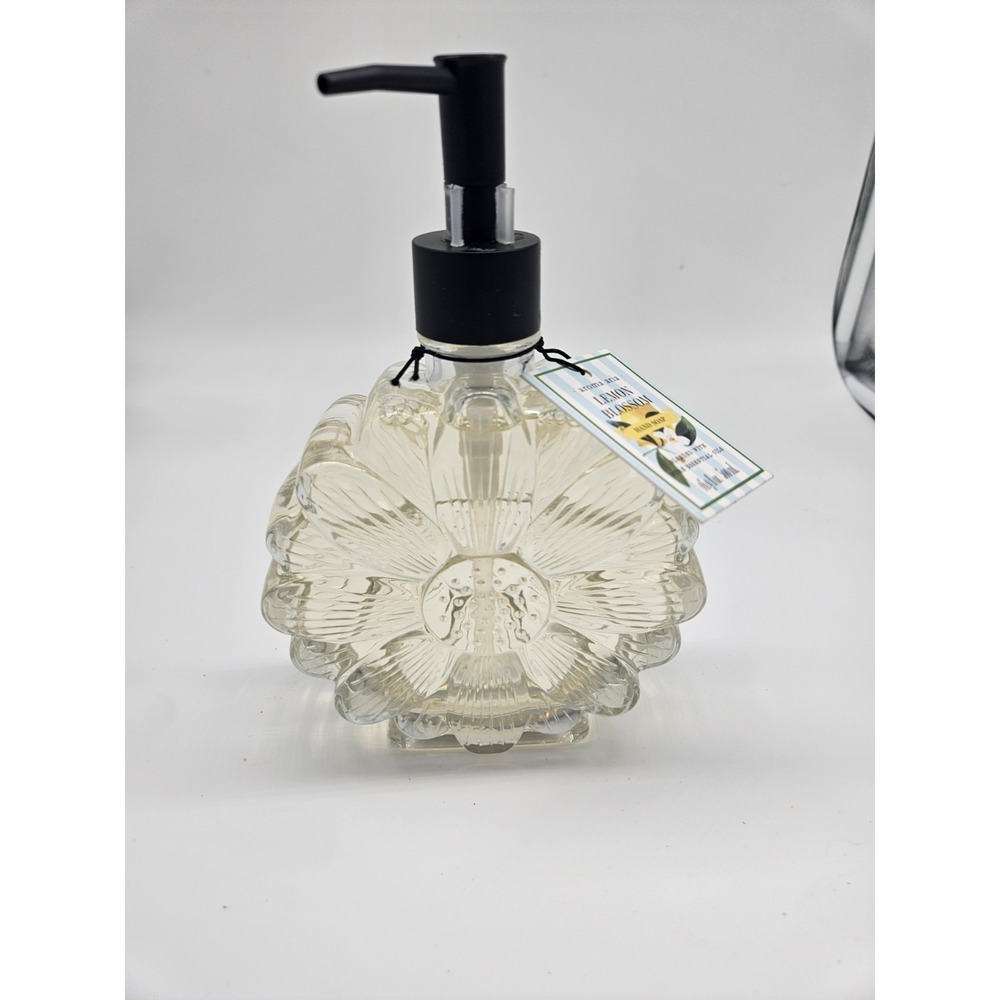 AROMA ARIA  🍋 LEMON BLOSSOM HAND SOAP 16.9fl.oz  Refillable Glass Daisy  Bottle